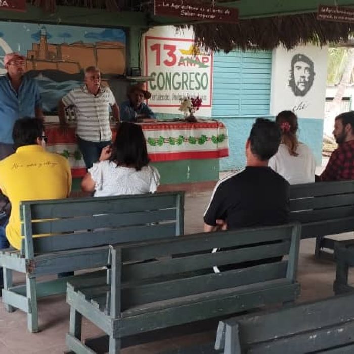 Intercambio con emprendedores en el acelerador agrícola