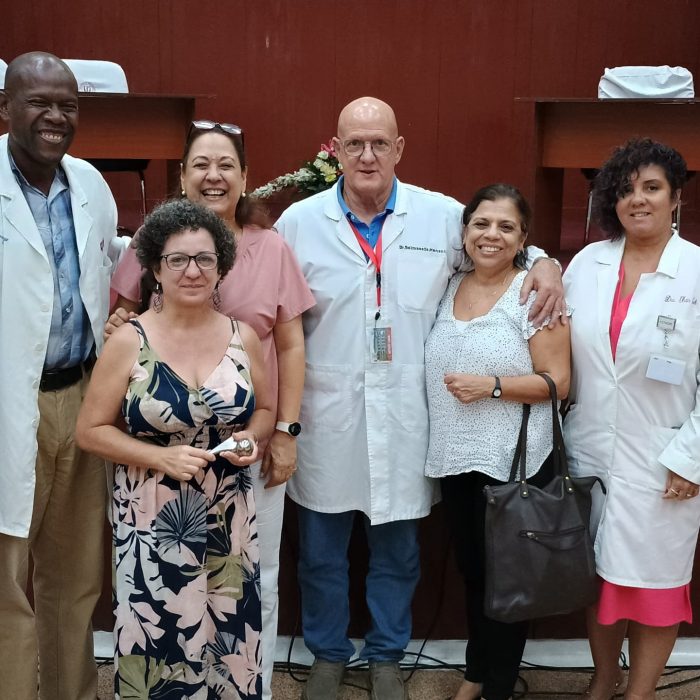 Visita Fundación UH el Hospital Fructuoso Rodríguez